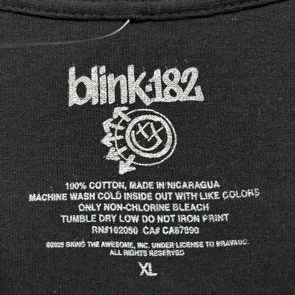 Blink-182 Rock T-Shirt Size Extra Large - Picture 4 of 4